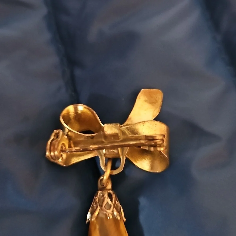 Gold Bow Pendant with Tiger's Eye Charm